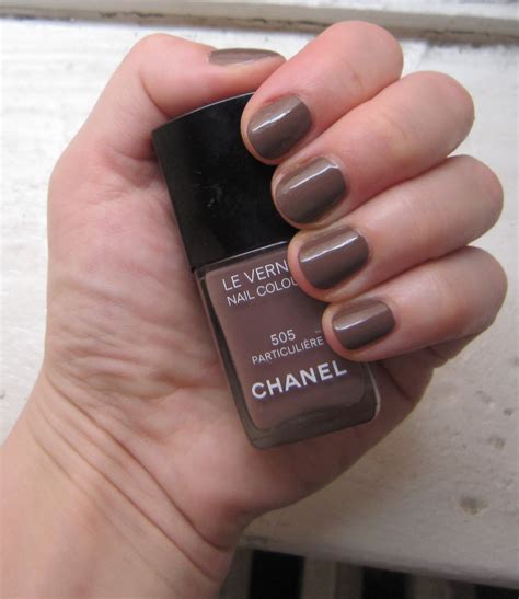 vernis particulière chanel|Chanel le vernis nail polish.